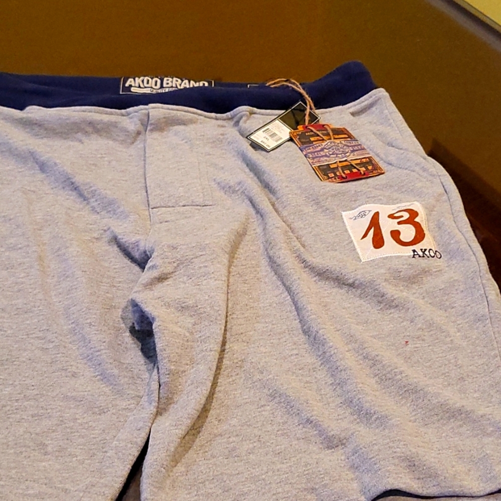AKOO BRAND size 2XL short set